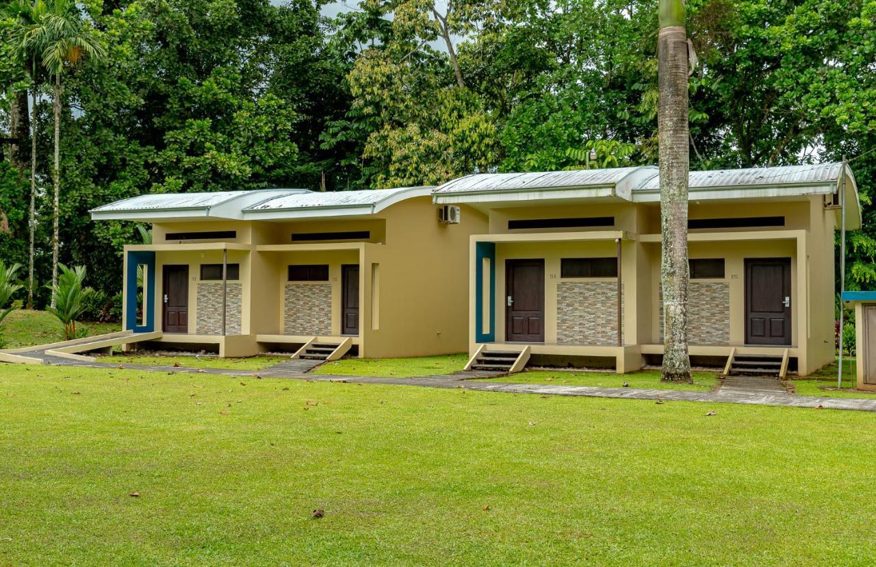 Hotel Los Rios Guacimo  Exterior photo