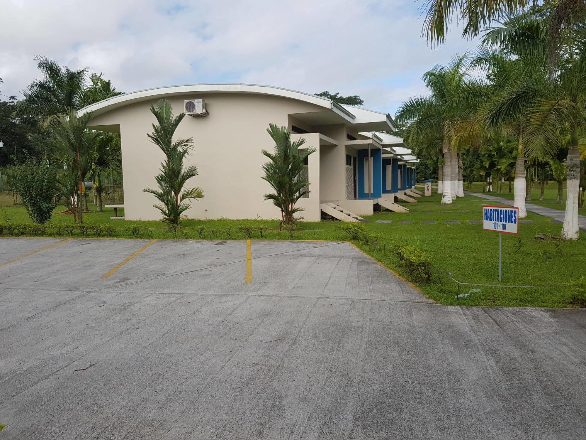 Hotel Los Rios Guacimo  Exterior photo