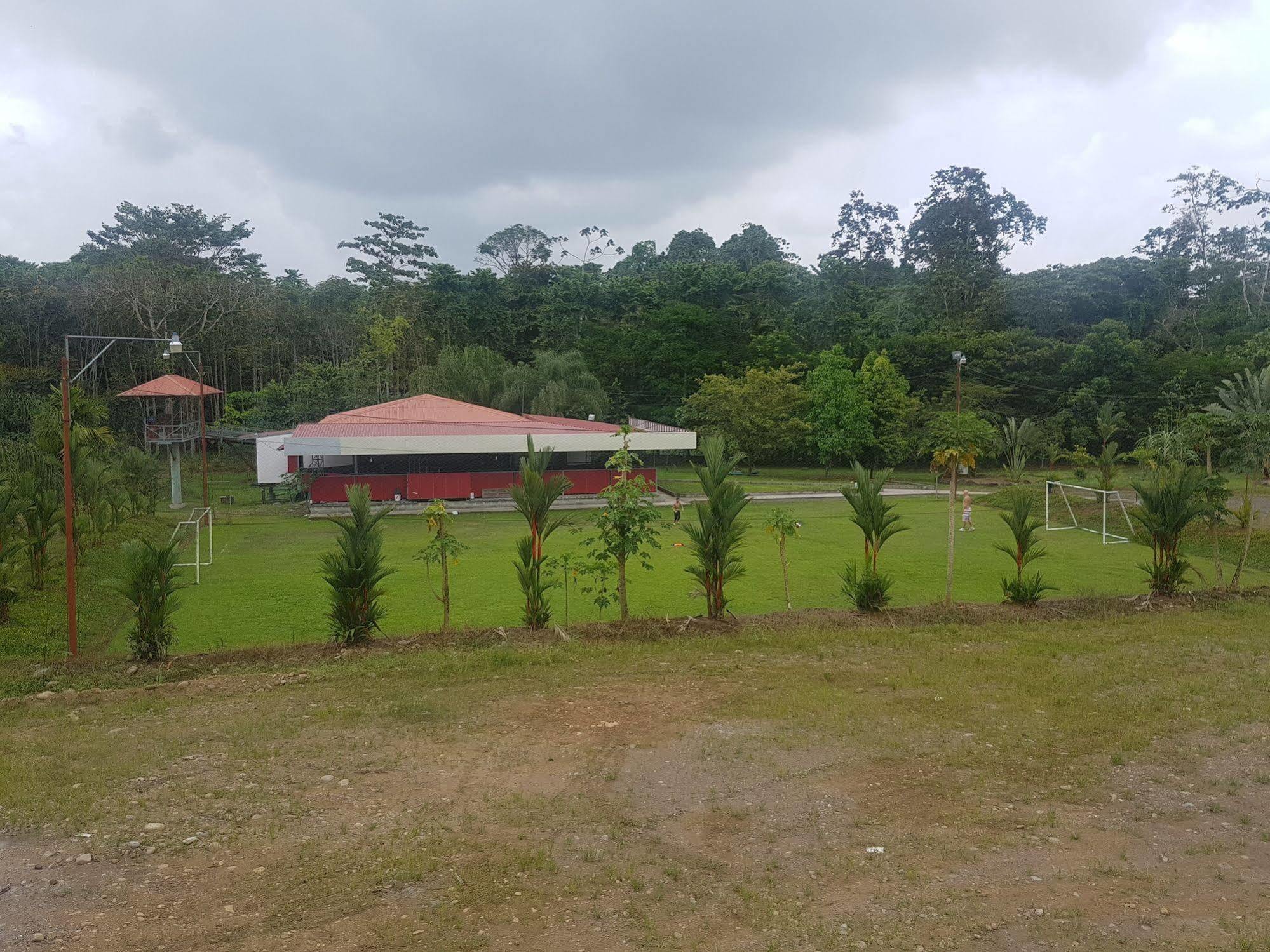 Hotel Los Rios Guacimo  Exterior photo